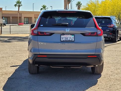 Used 2025 Honda CR-V LX image 5