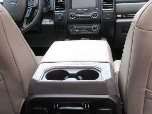 Used 2019 Ford Expedition Max Limited w/ Special Edition Package AWD/4WD image 35