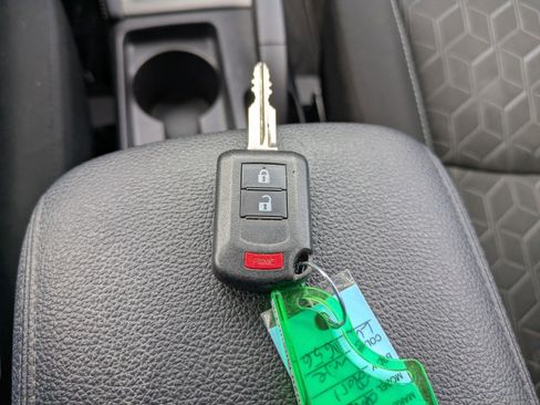 Used 2020 Mitsubishi Outlander Sport ES FWD image 26