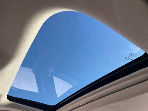 New 2025 Nissan Sentra SV w/ SV Premium Package image 7