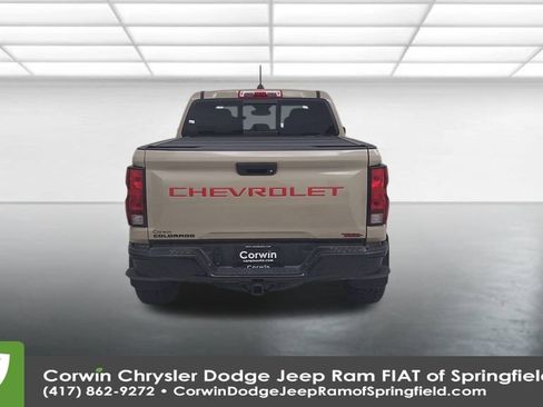 Used 2023 Chevrolet Colorado Trail Boss w/ Technology Package image 13