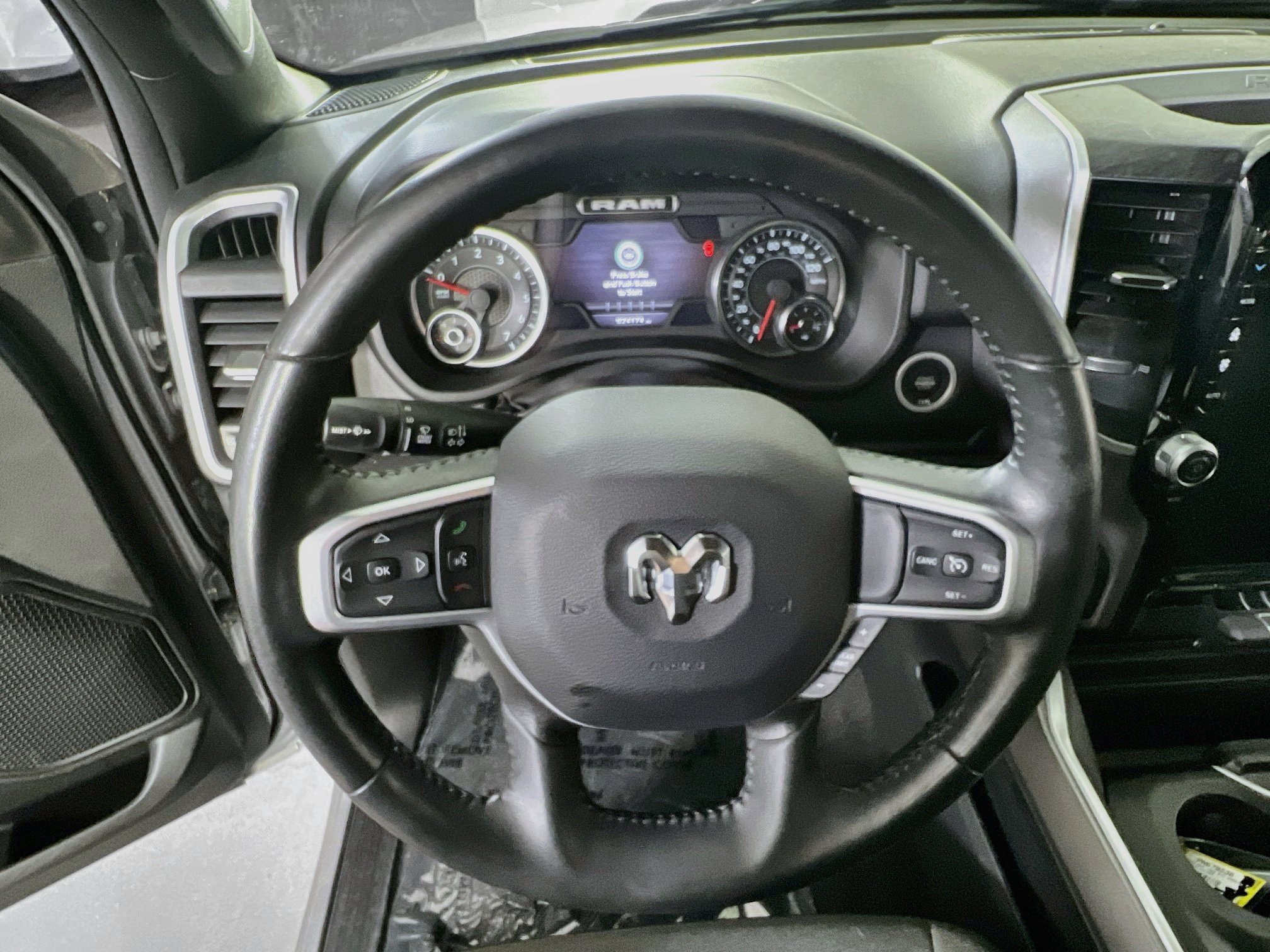 Used 2023 RAM 1500 Big Horn AWD/4WD image 11
