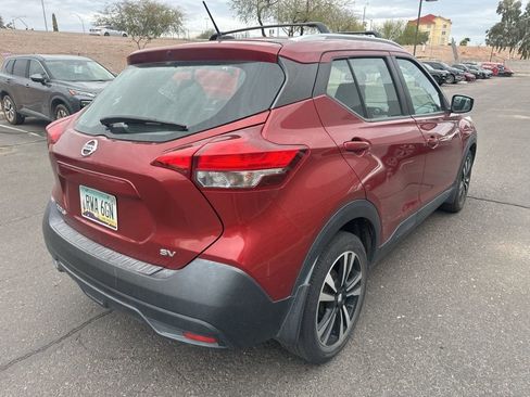 Used 2018 Nissan Kicks SV w/ Exterior Package image 7