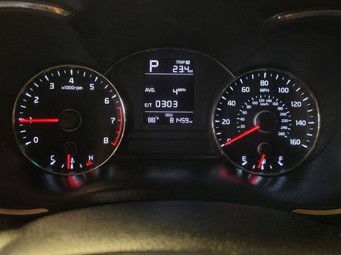 Used 2018 Kia Forte LX FWD image 23