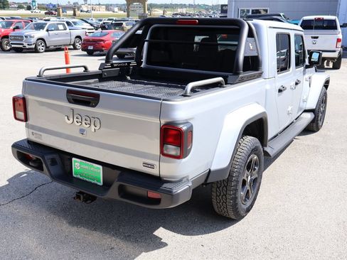 Used 2022 Jeep Gladiator Overland w/ Popular Equipment Package AWD/4WD image 5