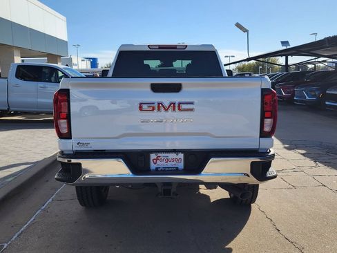 New 2026 GMC Sierra 2500 Pro w/ Convenience Package image 4