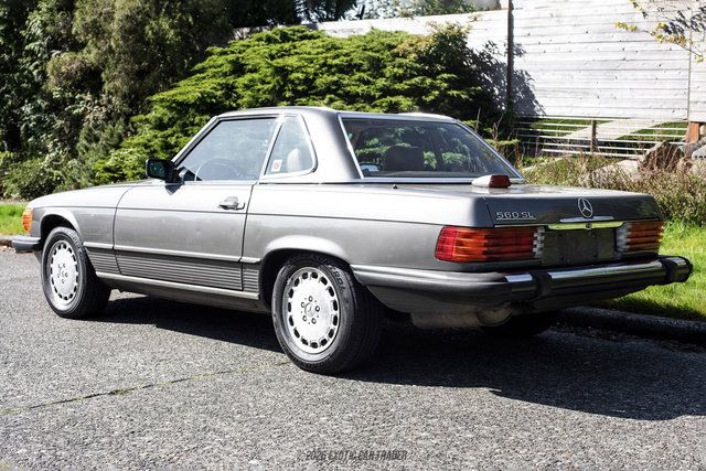 Used 1987 Mercedes-Benz 560 SL image 6