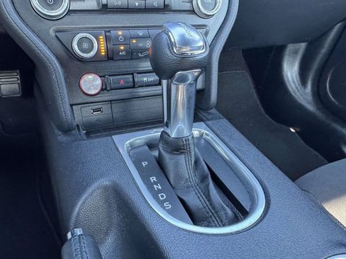 Used 2021 Ford Mustang Coupe RWD image 24