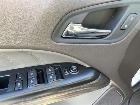 Certified 2022 GMC Canyon Denali image 17