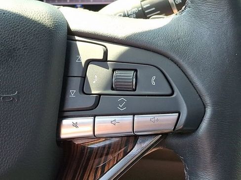 Used 2023 Cadillac Escalade ESV Premium Luxury image 26