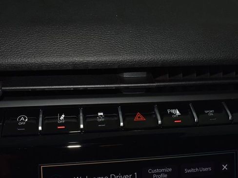 New 2025 Jeep Grand Cherokee Altitude w/ MOPAR Finishing Package AWD/4WD image 19