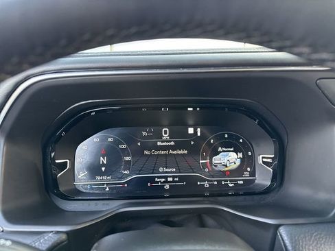 Used 2023 GMC Yukon Denali AWD/4WD image 15