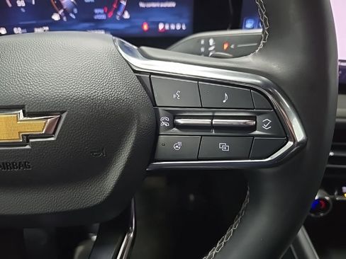 Used 2024 Chevrolet Traverse LT AWD/4WD image 20