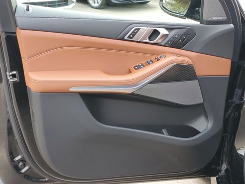 New 2026 BMW X5 M60i image 5