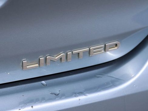 Used 2021 Toyota Highlander Limited image 8