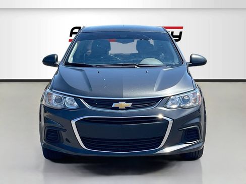 Used 2020 Chevrolet Sonic Premier FWD image 2
