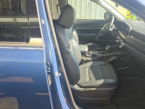 Used 2025 Kia Telluride S FWD image 9