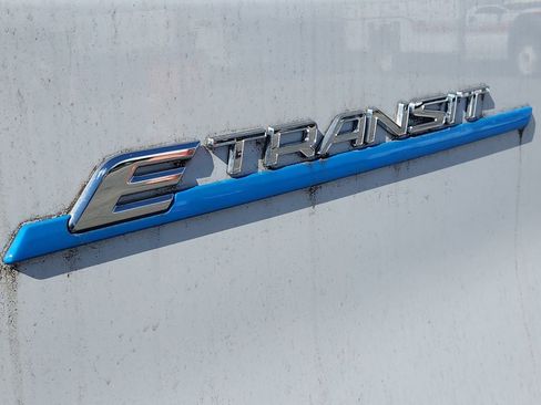 New 2023 Ford E-Transit Low Roof image 11