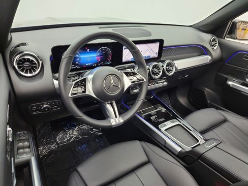 Used 2024 Mercedes-Benz GLB 250 image 14