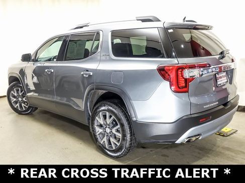 Used 2023 GMC Acadia SLE w/ Driver Convenience Package image 5