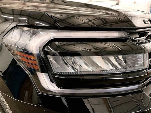 Used 2023 Ford Expedition Max Limited AWD/4WD image 28