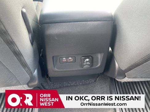 Used 2022 Nissan Frontier Pro-X image 18