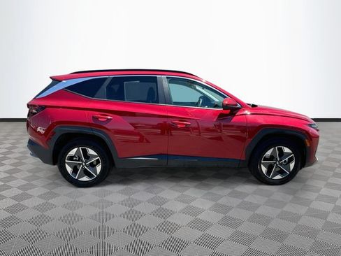 Used 2025 Hyundai Tucson SEL FWD image 8
