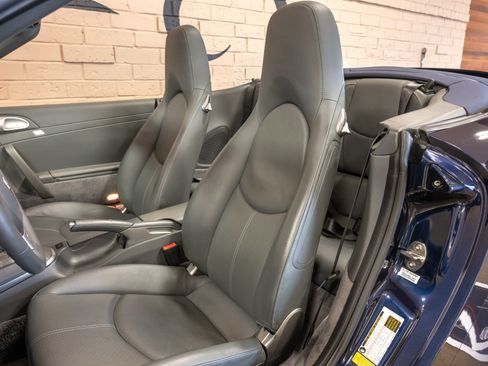 Used 2006 Porsche 911 Carrera S RWD image 31