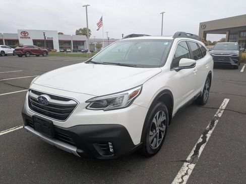 Used 2022 Subaru Outback Limited image 2