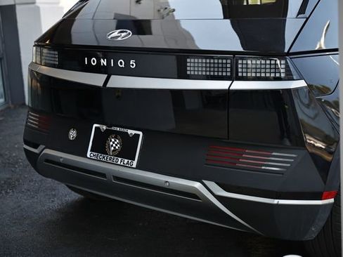 Used 2024 Hyundai Ioniq 5 SEL image 8