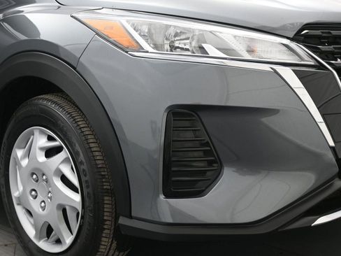 Used 2023 Nissan Kicks S image 14