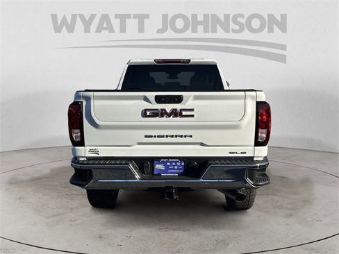 Used 2024 GMC Sierra 2500 SLE w/ SLE Value Package; image 4