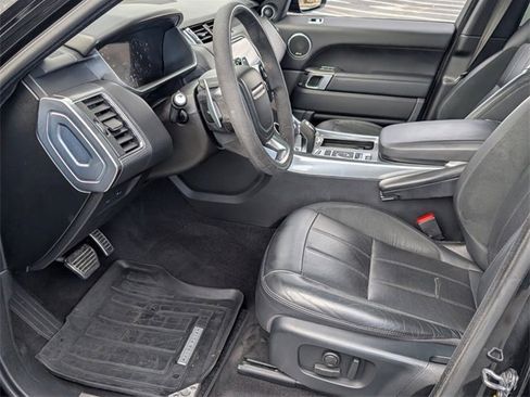 Used 2019 Land Rover Range Rover Sport HST image 8