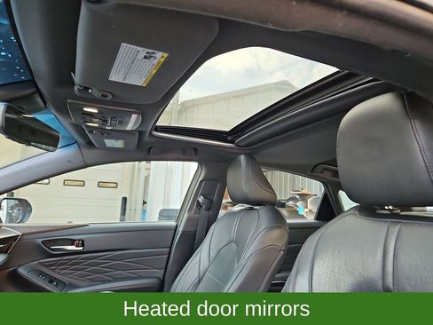 Used 2021 Toyota Avalon Limited image 23