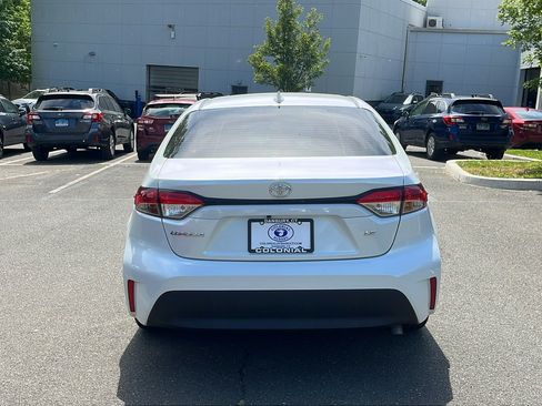 Used 2024 Toyota Corolla LE FWD image 6