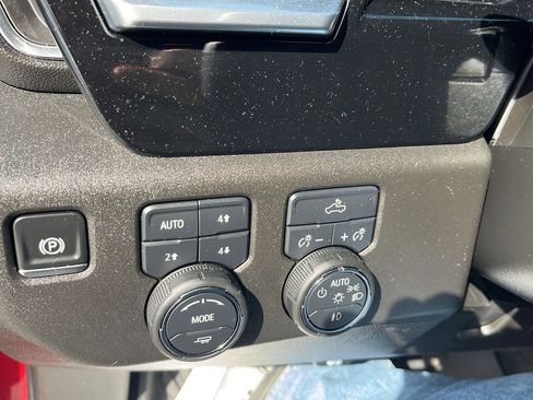 Used 2025 Chevrolet Silverado 1500 RST image 13