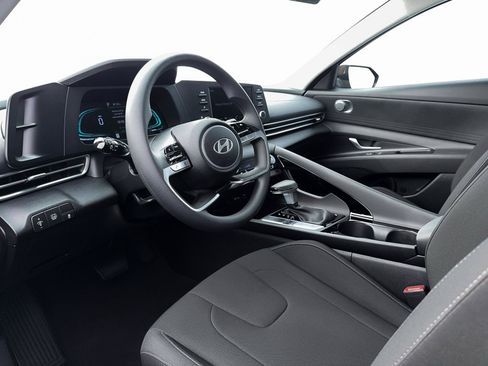 New 2026 Hyundai Elantra Hybrid FWD image 33