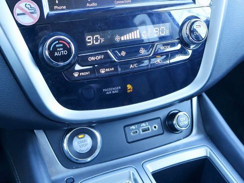 Used 2023 Nissan Murano SV image 14