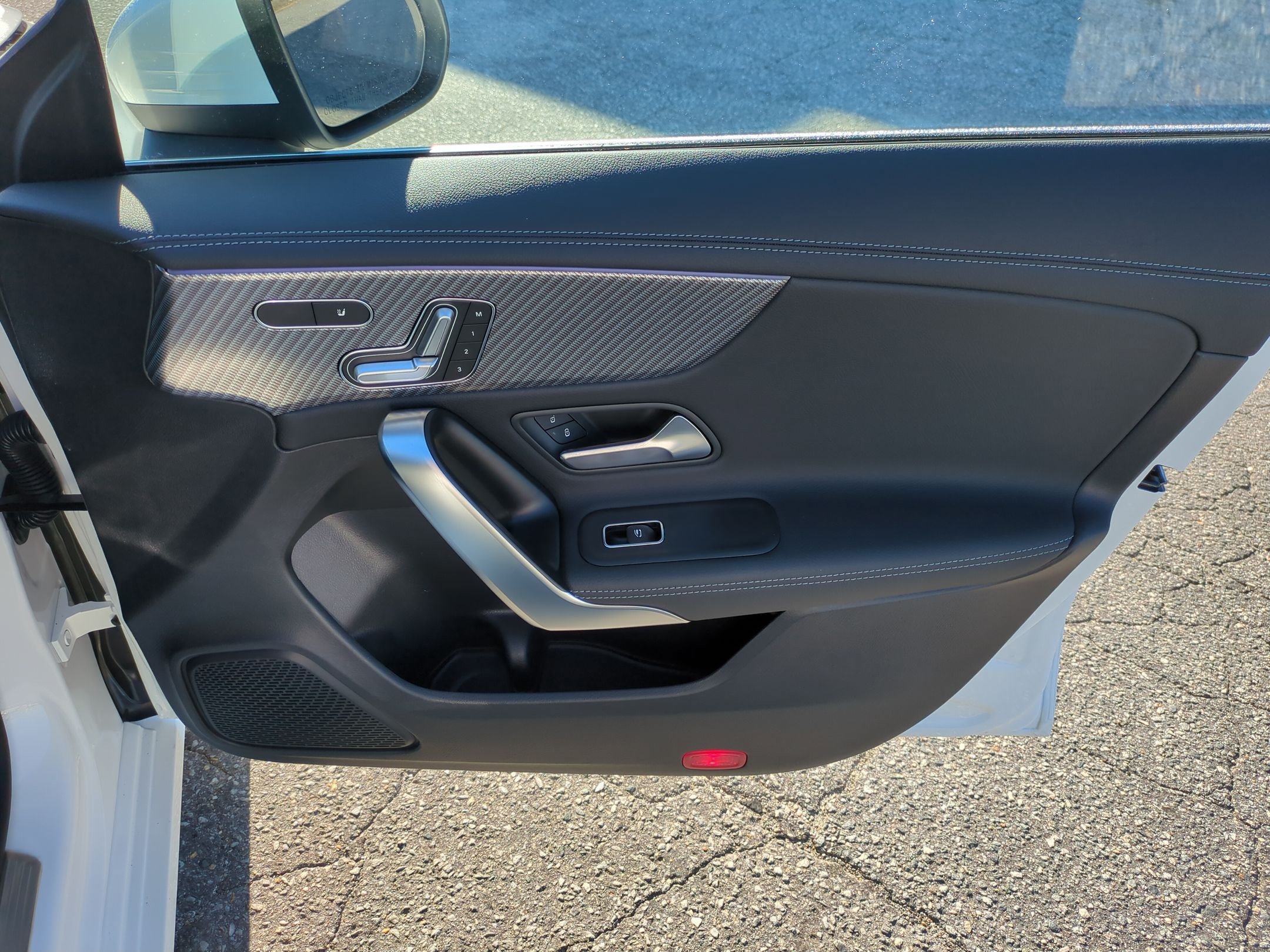 Certified 2026 Mercedes-Benz CLA 250 4MATIC image 33