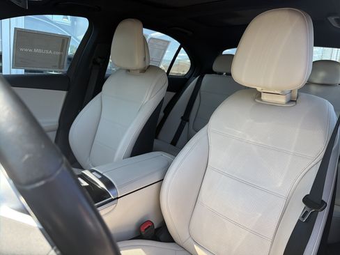 Used 2022 Mercedes-Benz C 300 4MATIC Sedan image 10