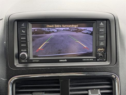 Used 2019 Dodge Grand Caravan SXT image 30