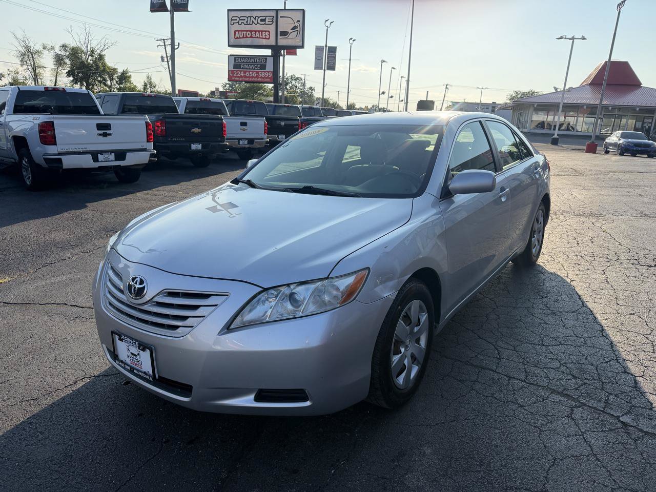 Used 2008 Toyota Camry LE FWD image 3