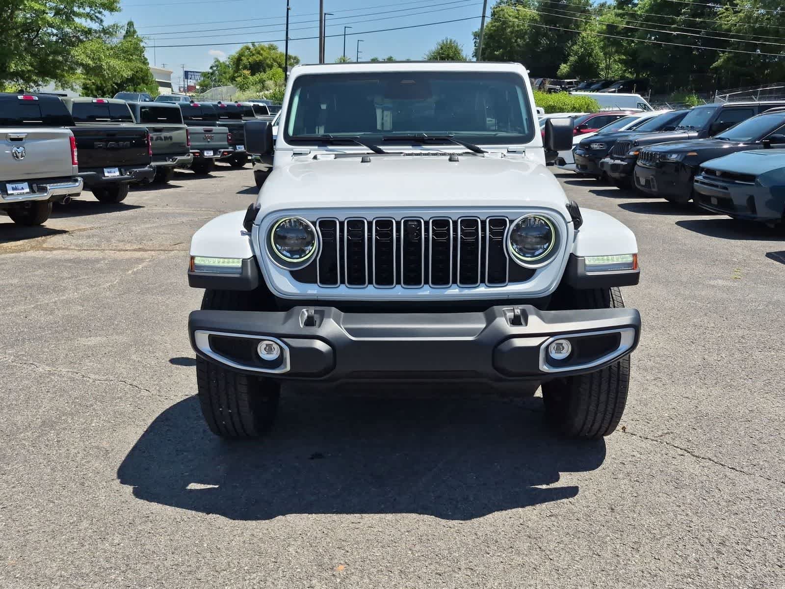 New 2026 Jeep Wrangler Unlimited Sahara w/ Safety Group AWD/4WD image 3