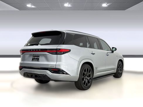 Certified 2024 Lexus TX 500h AWD w/ Technology Package image 9