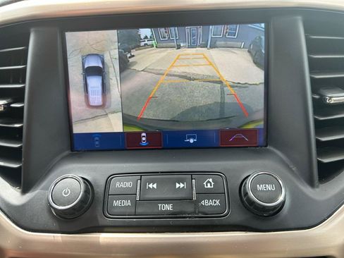 Used 2019 GMC Acadia Denali w/ Technology Package AWD/4WD image 15