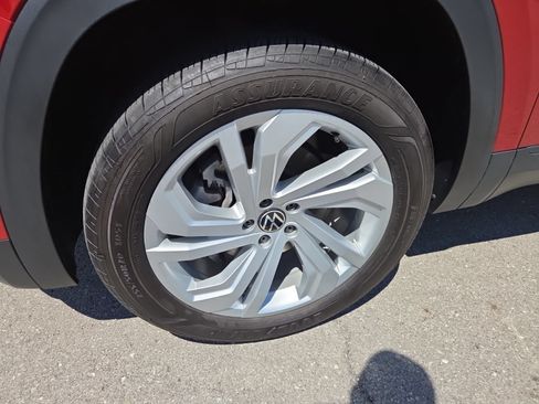 Certified 2023 Volkswagen Atlas SE AWD/4WD image 17