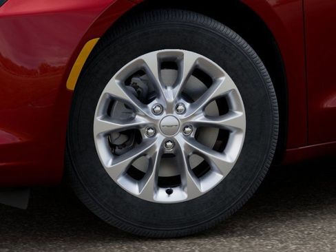 New 2027 Chrysler Pacifica Select AWD/4WD image 8
