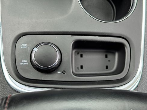 Used 2016 Dodge Durango R/T w/ Blacktop Package image 35