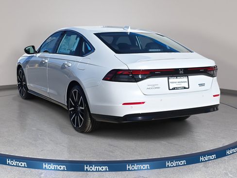 New 2025 Honda Accord Touring image 7