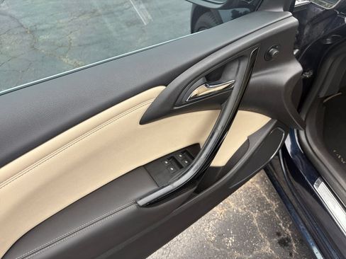 Used 2018 Buick Cascada Premium FWD image 21